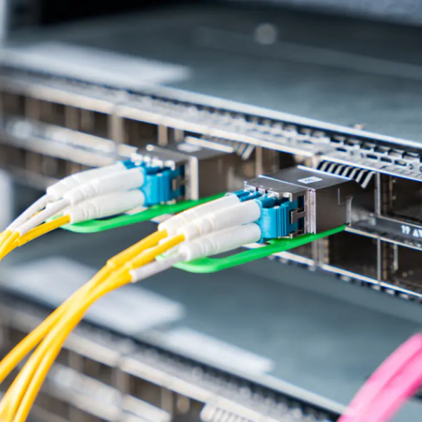 Why 800G FR4 Became the Sweet Spot for AI Cluster Interconnects: A Technical Perspective